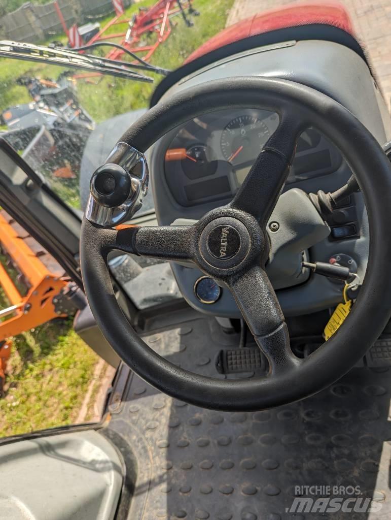 Valtra N 103.4 Trattori