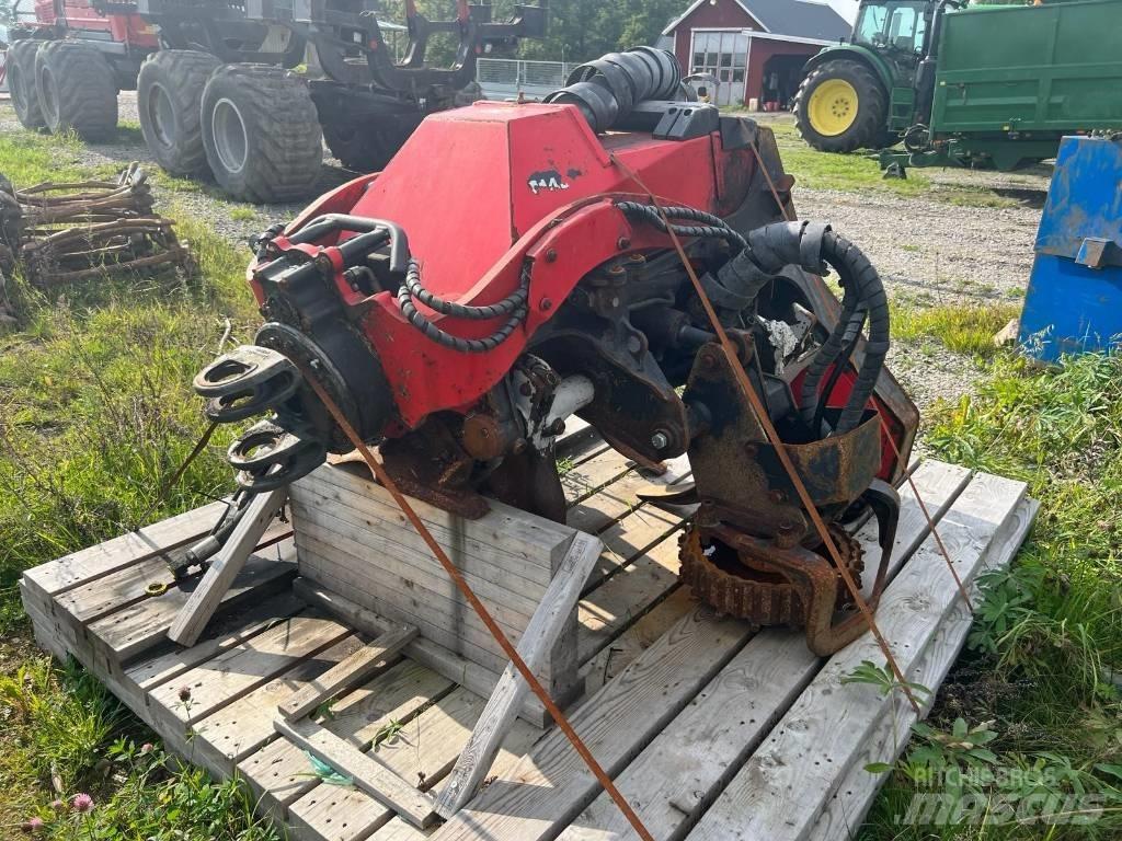 Komatsu C144 Decespugliatrici e trinciatrici idrauliche