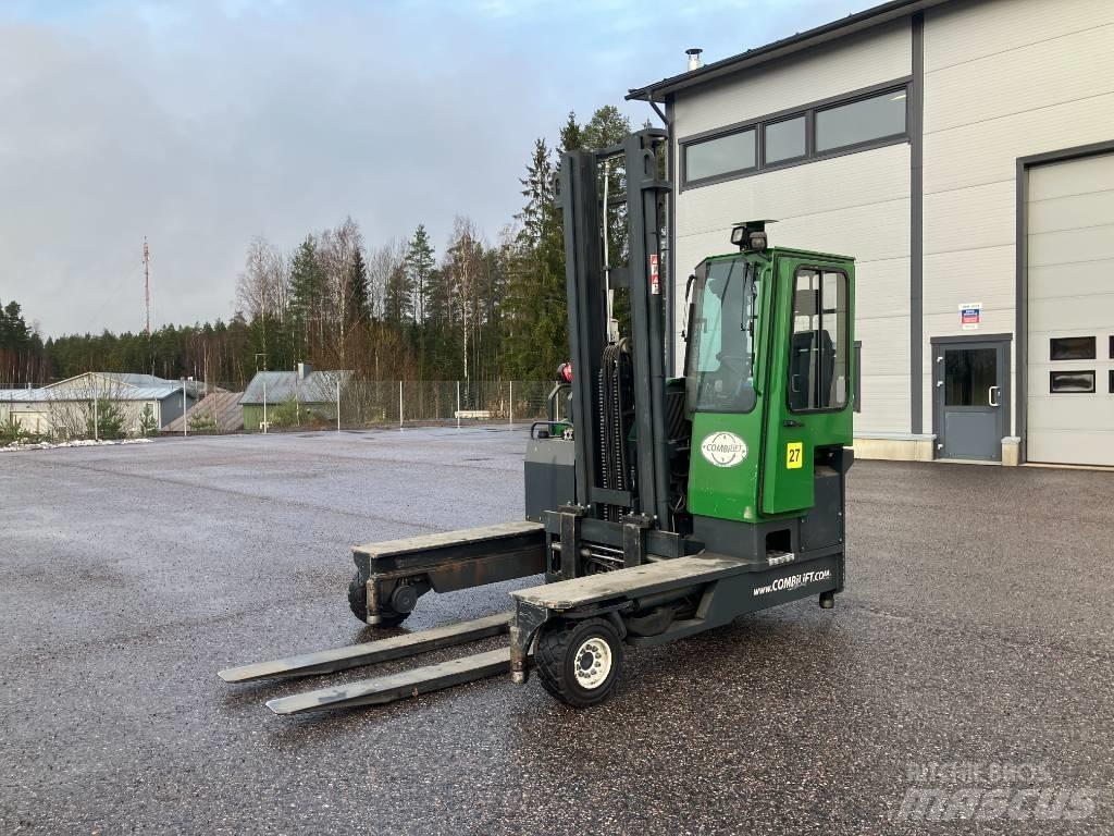 Combilift C4500 Carrello elevatore retrattile a 4 vie