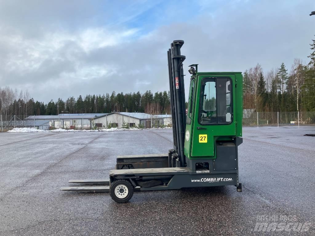 Combilift C4500 Carrello elevatore retrattile a 4 vie