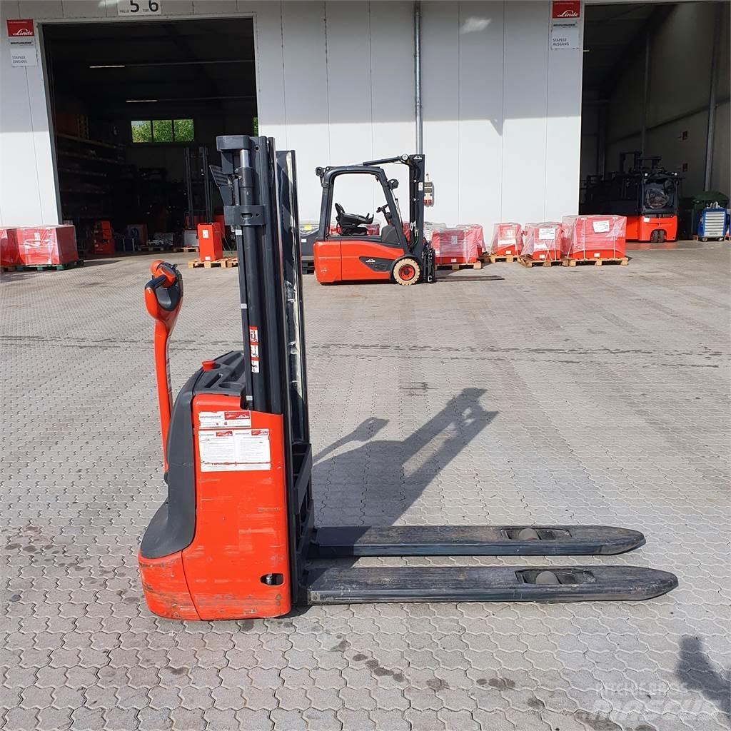 Linde L12 Transpallet uomo a terra