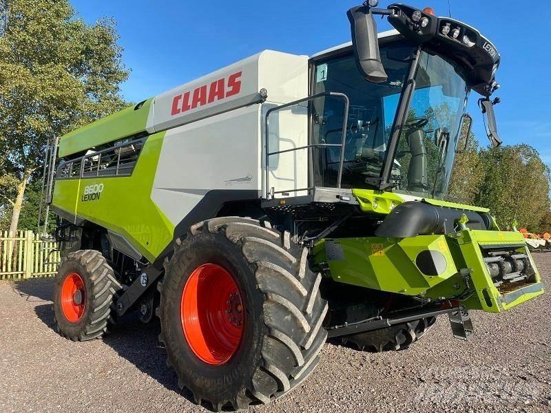CLAAS LEXION 8600 Mietitrebbiatrici