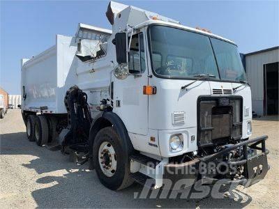 Autocar XPEDITOR Camion dei rifiuti