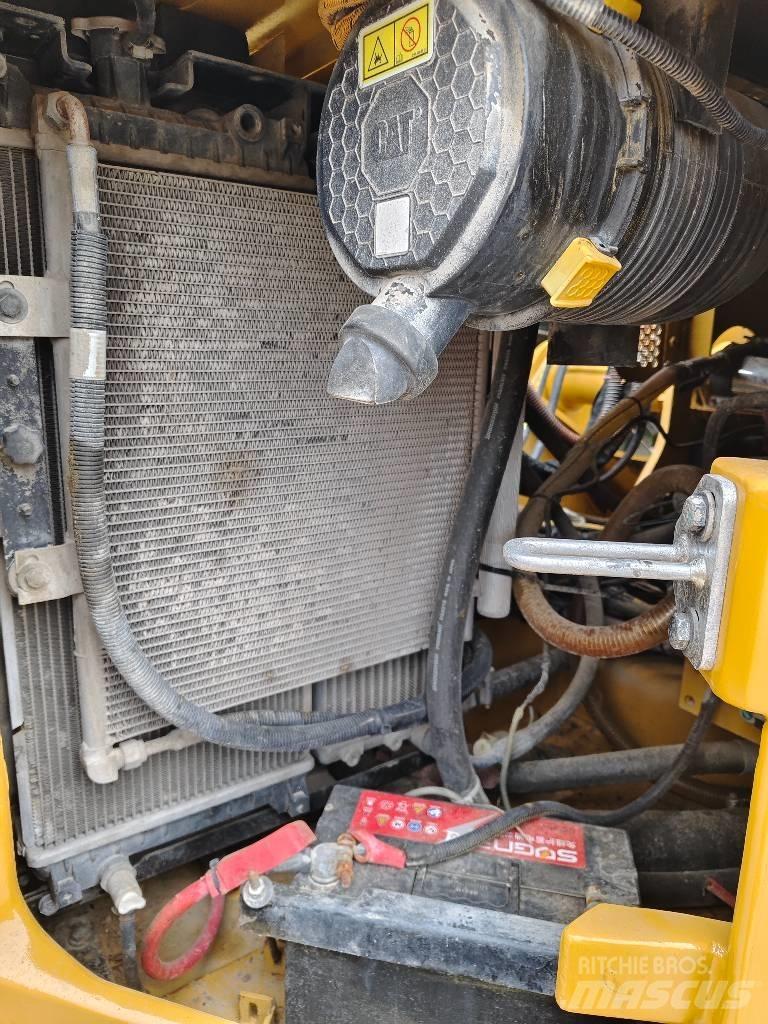 CAT 307.5 Escavatori cingolati