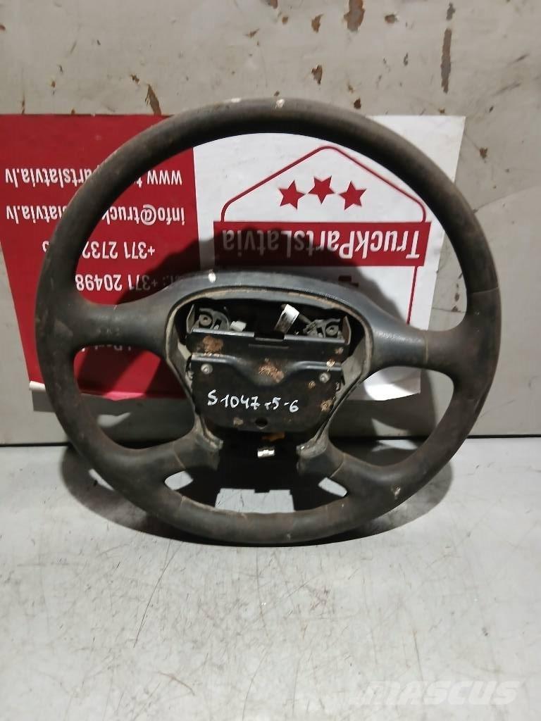 Scania P 420    1495393 Cabine e interni