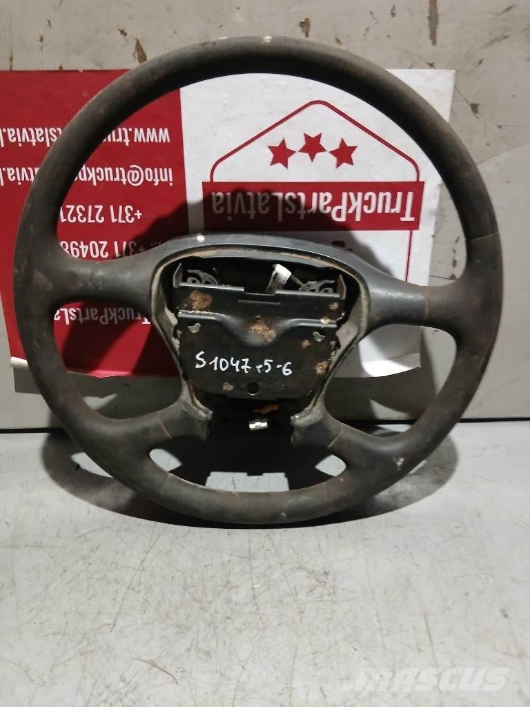 Scania P 420    1495393 Cabine e interni