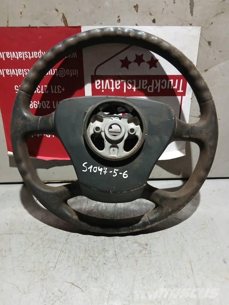 Scania P 420    1495393 Cabine e interni