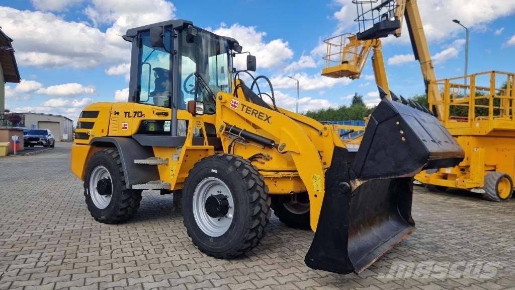 Terex TL 70 S Pale gommate