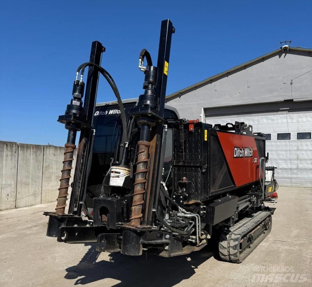 Ditch Witch AT32 Macchina per perforazione orizzontale controllata