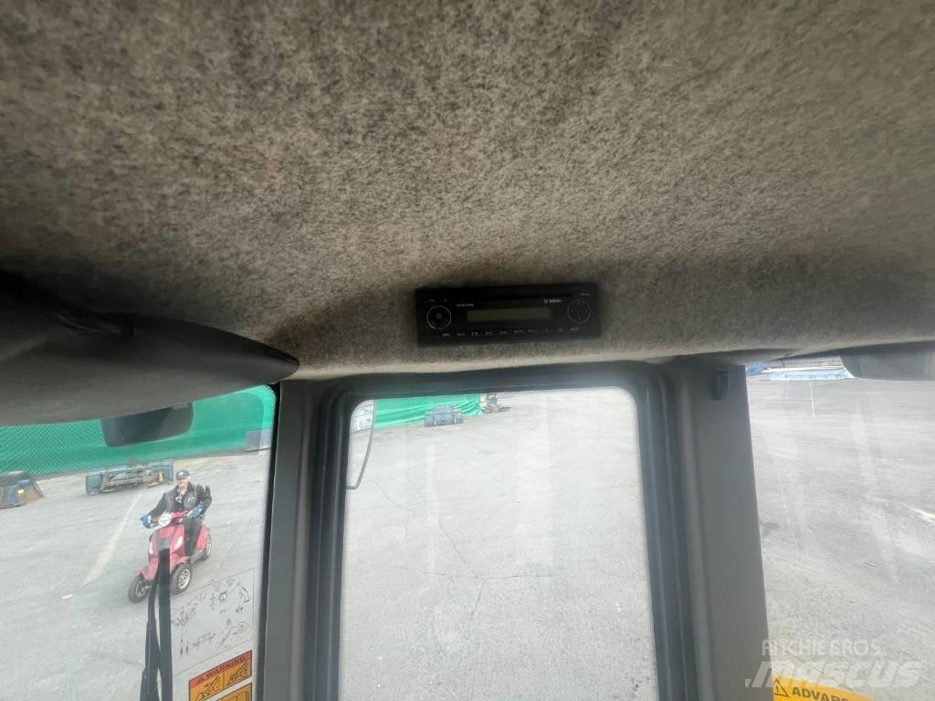Volvo L30 G S Pale gommate