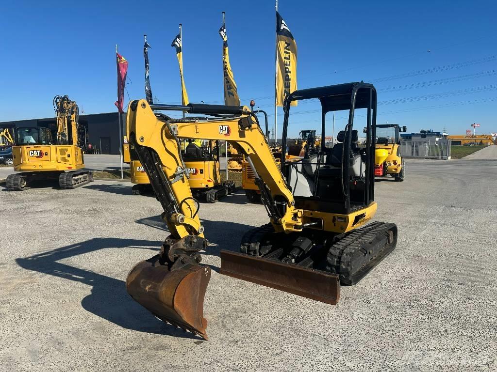 CAT 302.7 D CR Miniescavatori