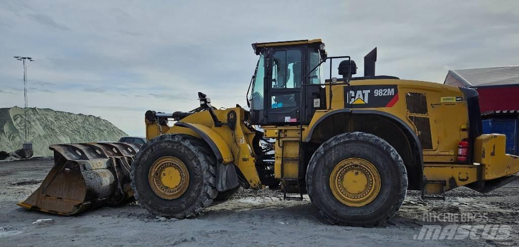 CAT 982 M Pale gommate