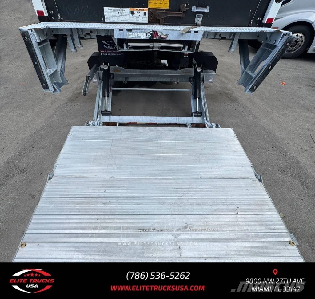 International 4300 Camion altro