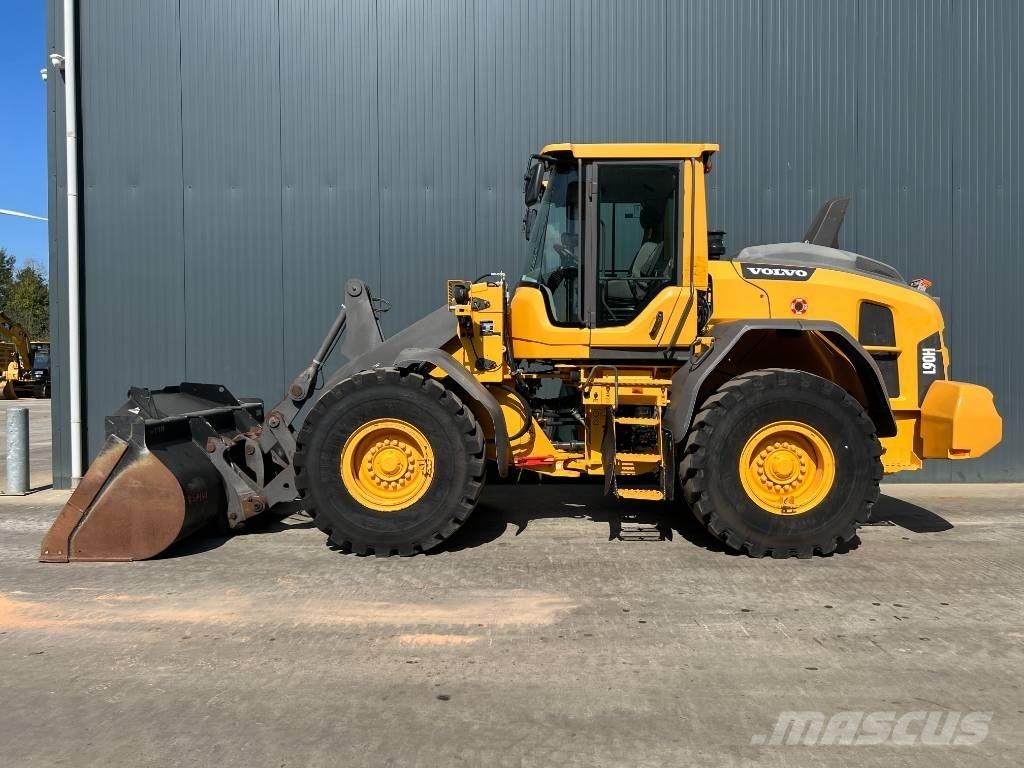 Volvo L90H Pale gommate