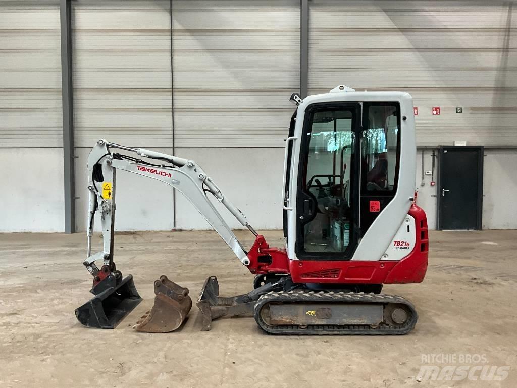 Takeuchi TB 216 Miniescavatori