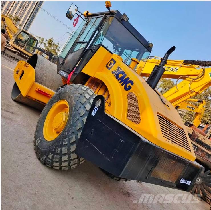 XCMG XS 142 J Rulli monotamburo