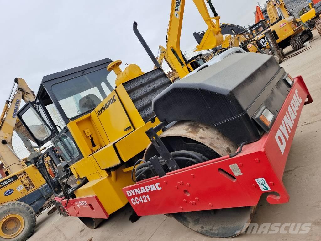 Dynapac CC 421 Rulli a doppio tamburo