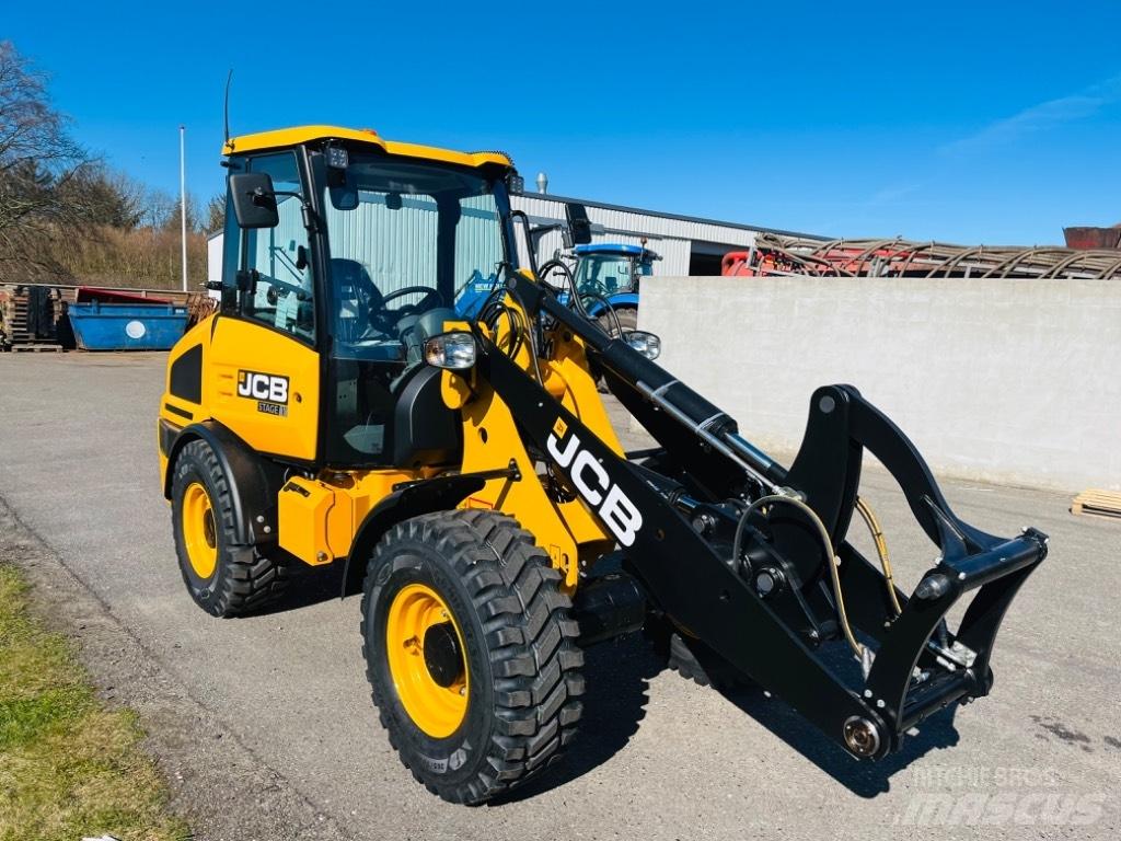 JCB 407 Pale multiuso