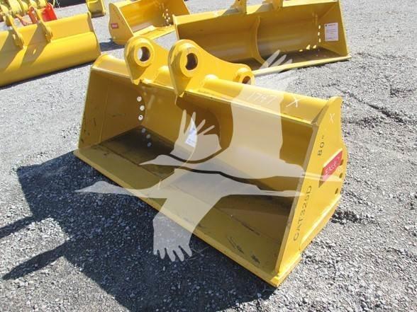 Emaq CAT 325D Benne