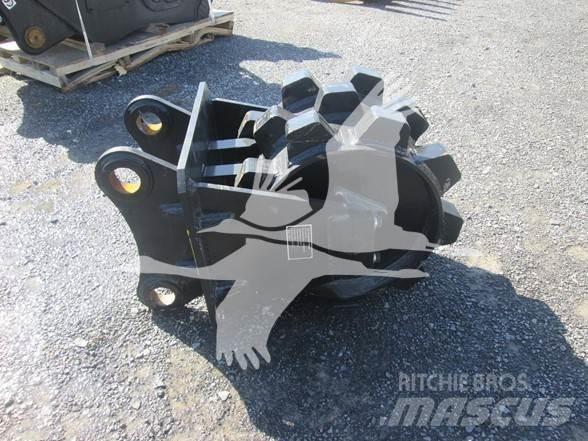  GIYI CAT 320 Pneumatici, ruote e cerchioni