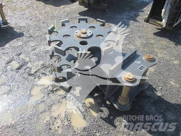  KBKC CW-06 Pneumatici, ruote e cerchioni
