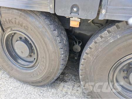 Liebherr LTM 1055-1 Gru per tutti i terreni