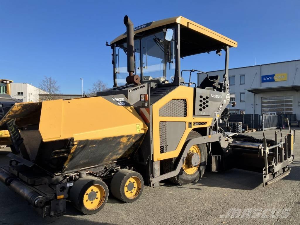 Volvo P 6870 C Finitrici