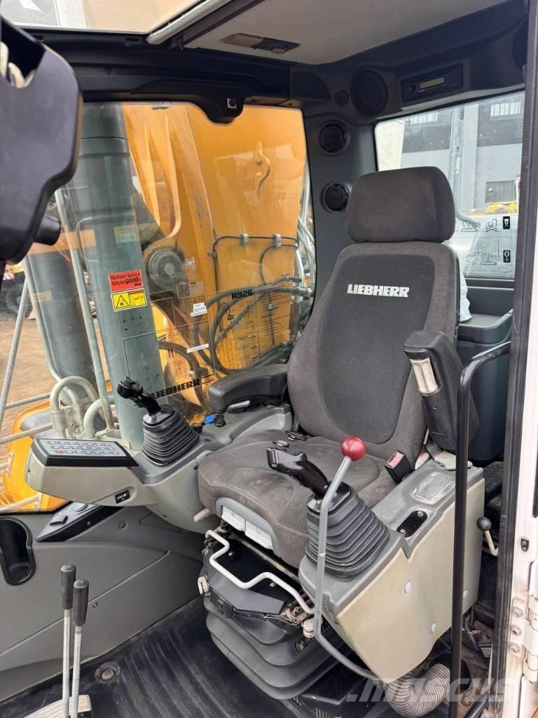 Liebherr R 926 Escavatori cingolati