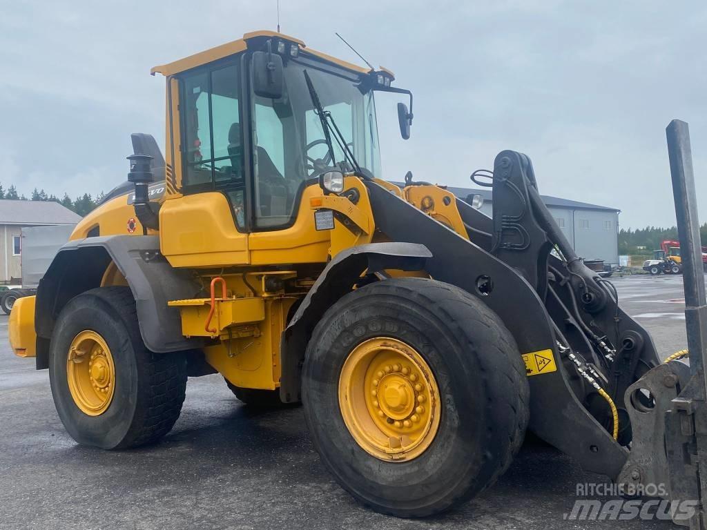 Volvo L 90 H Pale gommate