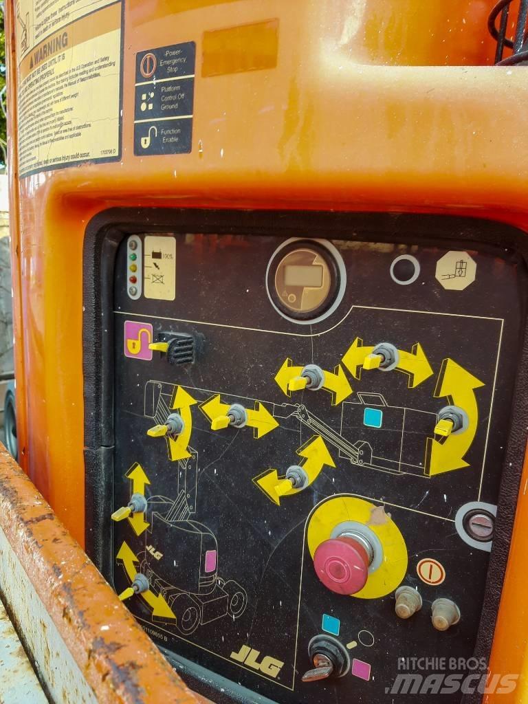 JLG E 300 AJP Piattaforme a braccio articolato