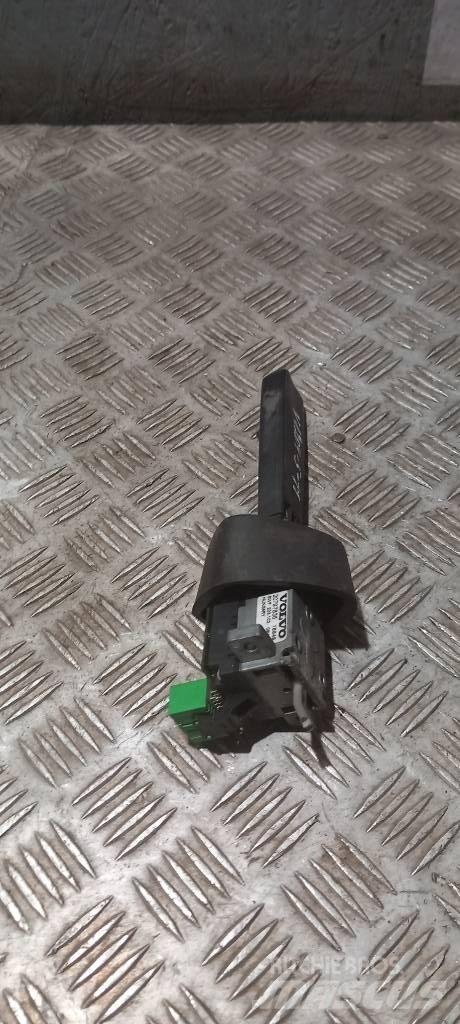 Volvo FH 12    20797836 Cabine e interni