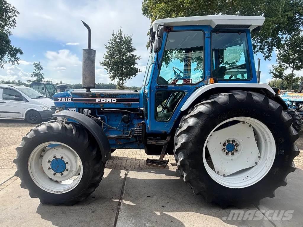 Ford 7810 Trattori