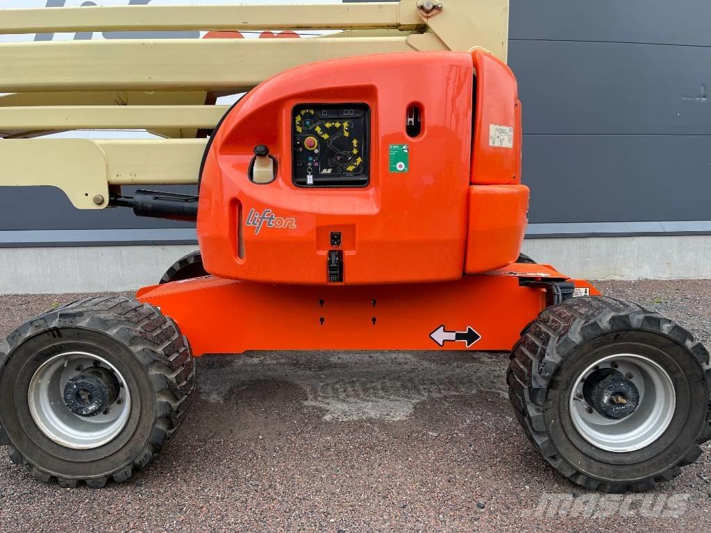 JLG 450 AJ Bomlift Piattaforme a braccio articolato