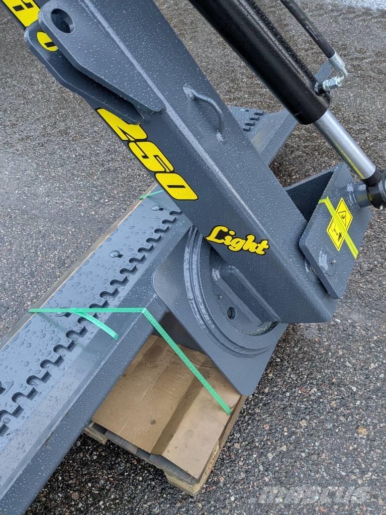 Hapa 250R Light Grader