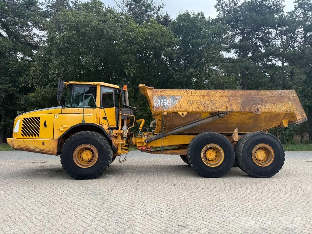Volvo A 25 D Dumpers articolati