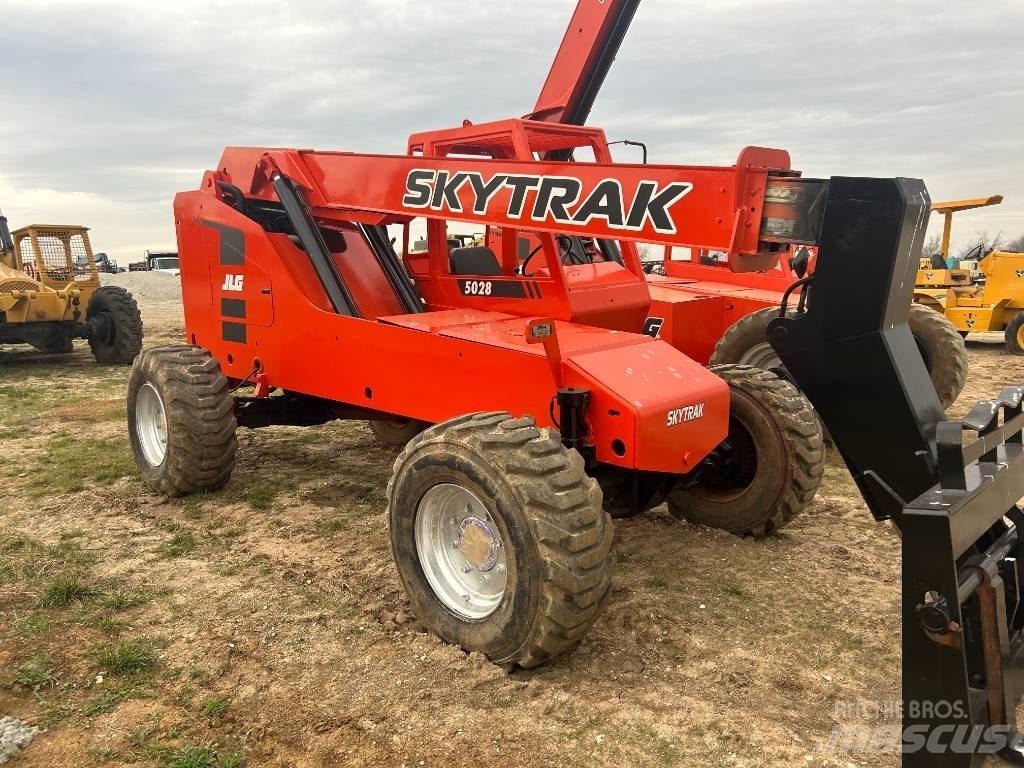 SkyTrak 5028 Sollevatori telescopici