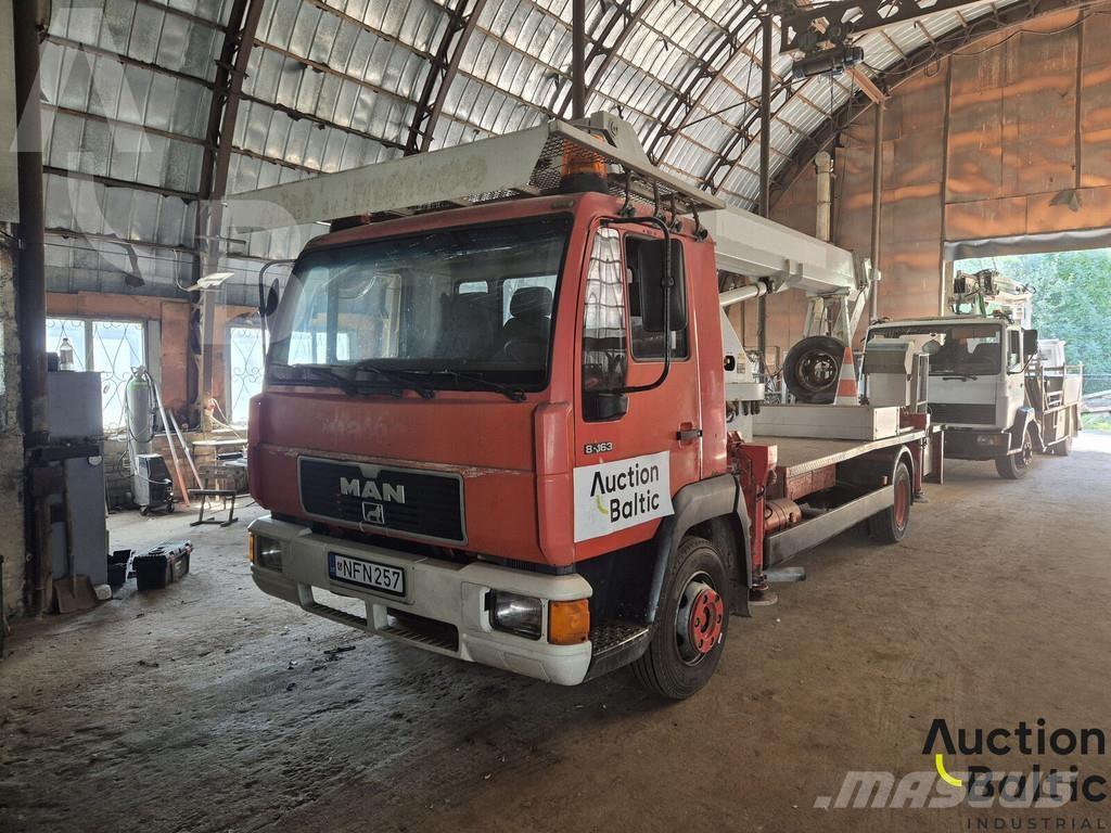 MAN 8.163 Piattaforme autocarrate