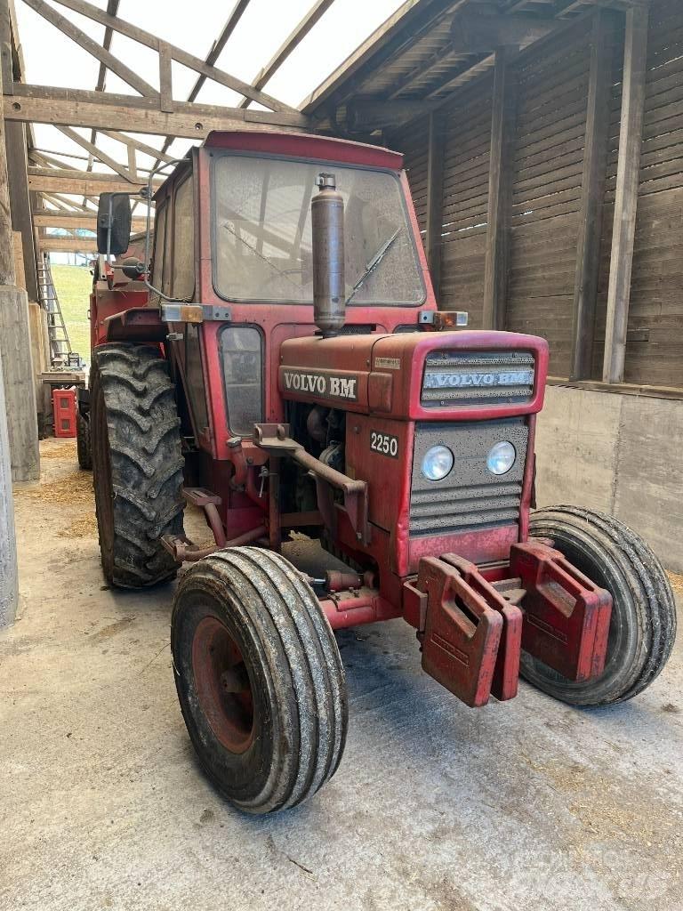 Volvo BM 2250 Trattori
