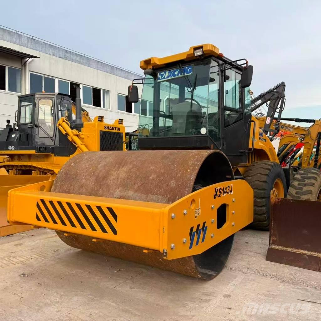 XCMG XS143J Rulli monotamburo