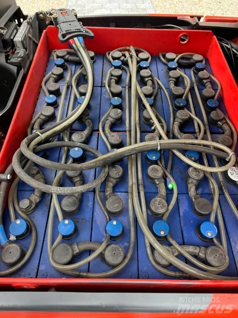 Linde E16PH-02 Carrelli elevatori elettrici