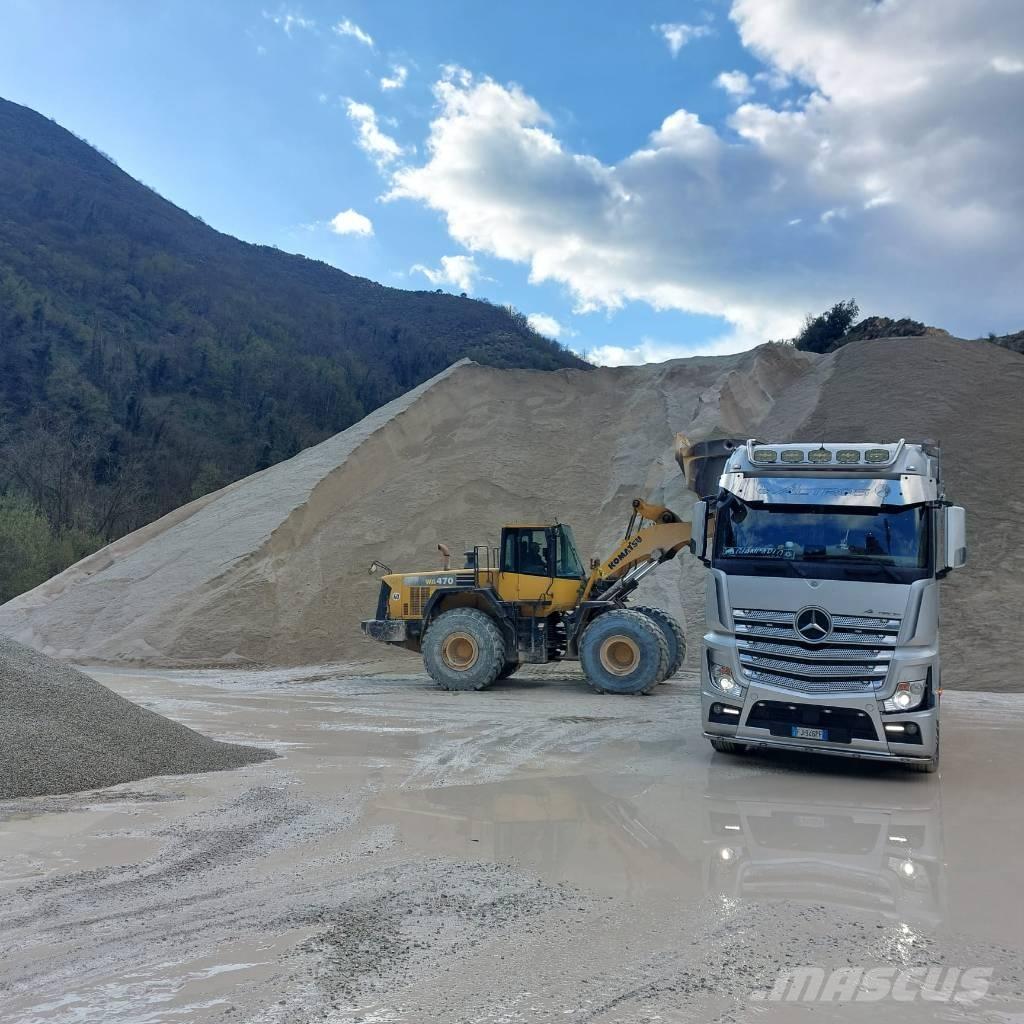 Komatsu WA470LC-6 Pale gommate