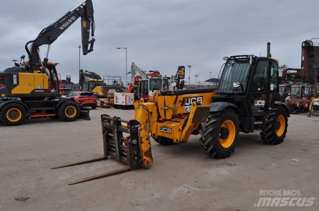 JCB 540-140 Sollevatori telescopici