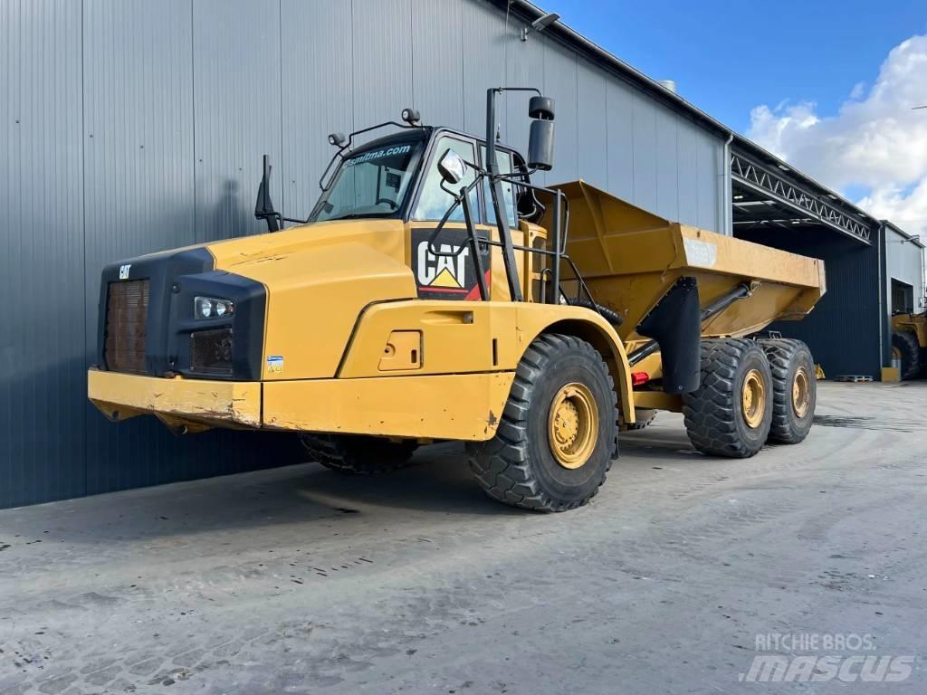CAT 735B Dumpers articolati