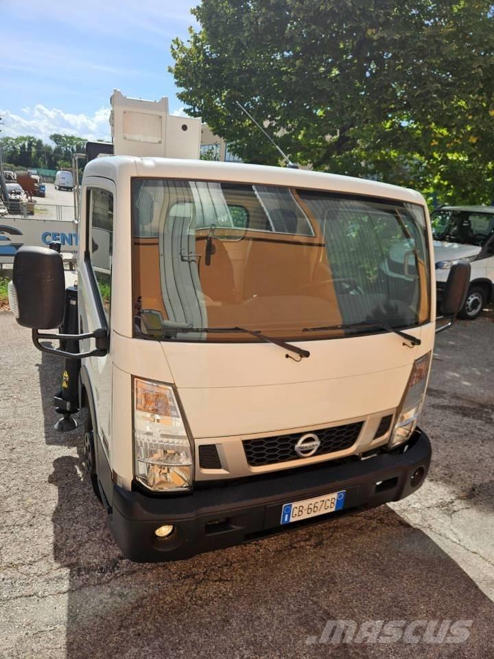 Isoli PNT 230 Piattaforme autocarrate