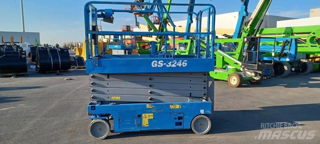 GENIE GS3246 Piattaforme a pantografo