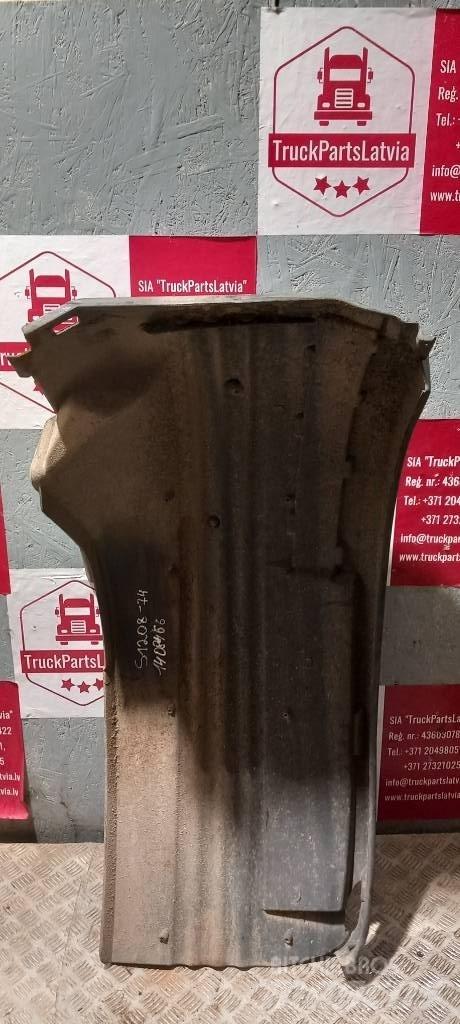 Scania 94 D.   1408466 Cabine e interni