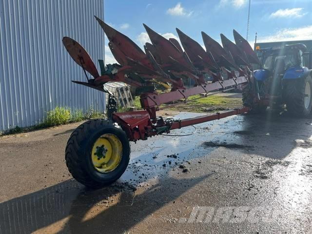 Kverneland 100-8 Aratri reversibili