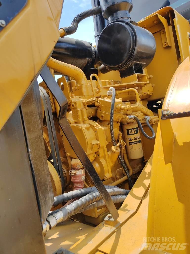 CAT 966 H Pale gommate