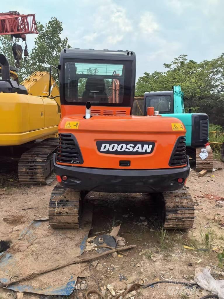 Doosan DX 60 Escavatori cingolati