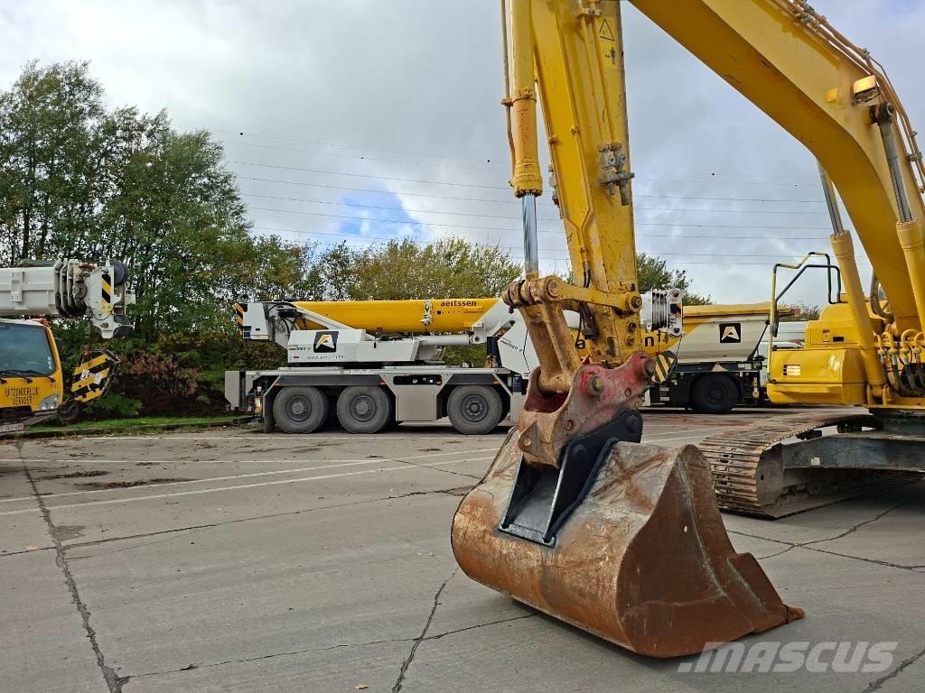 Komatsu HB 215 LC-3 Escavatori cingolati